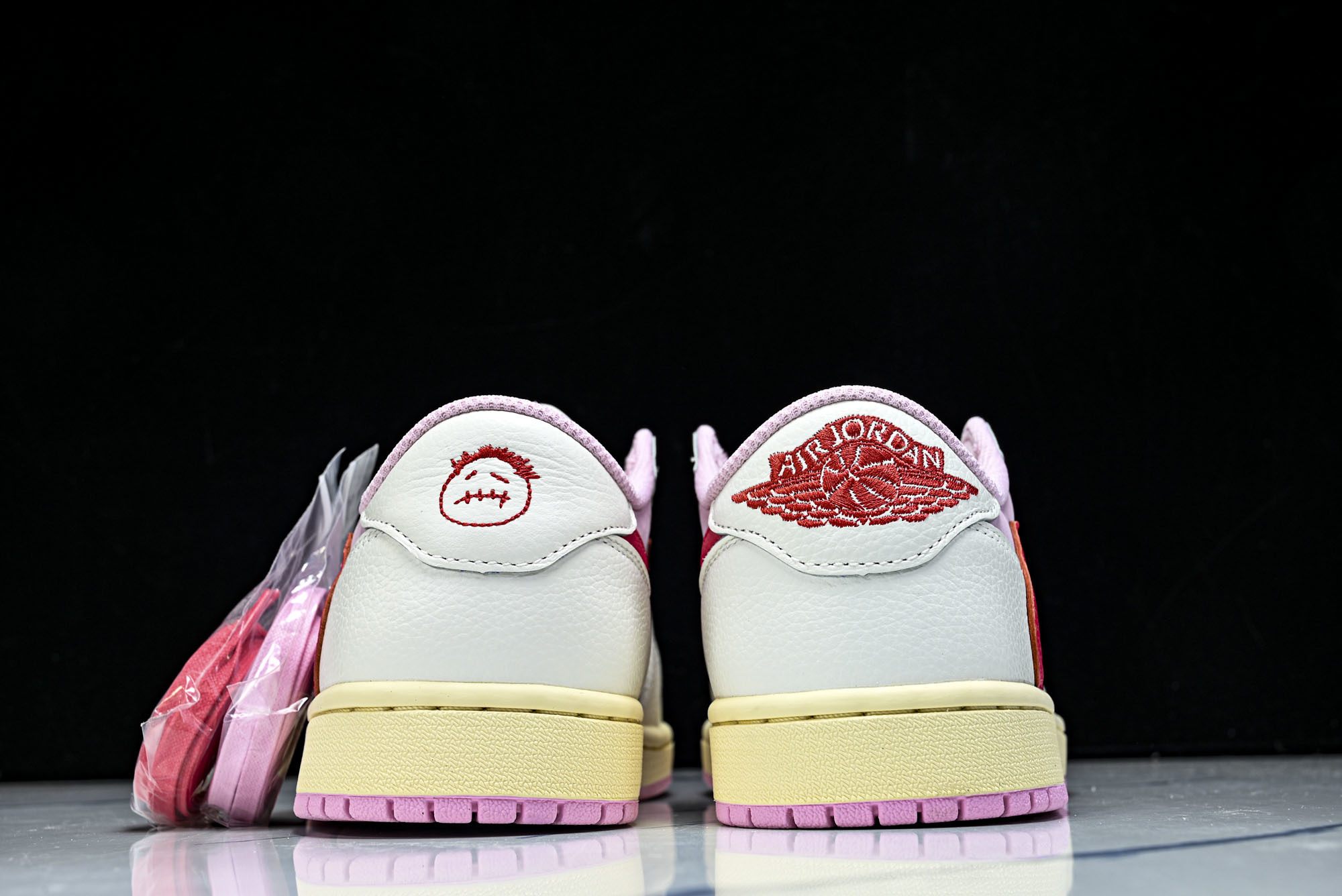 纯原 Travis Scott x Air Jordan 1 Low OG AJ1 乔1倒勾低帮 IQ7