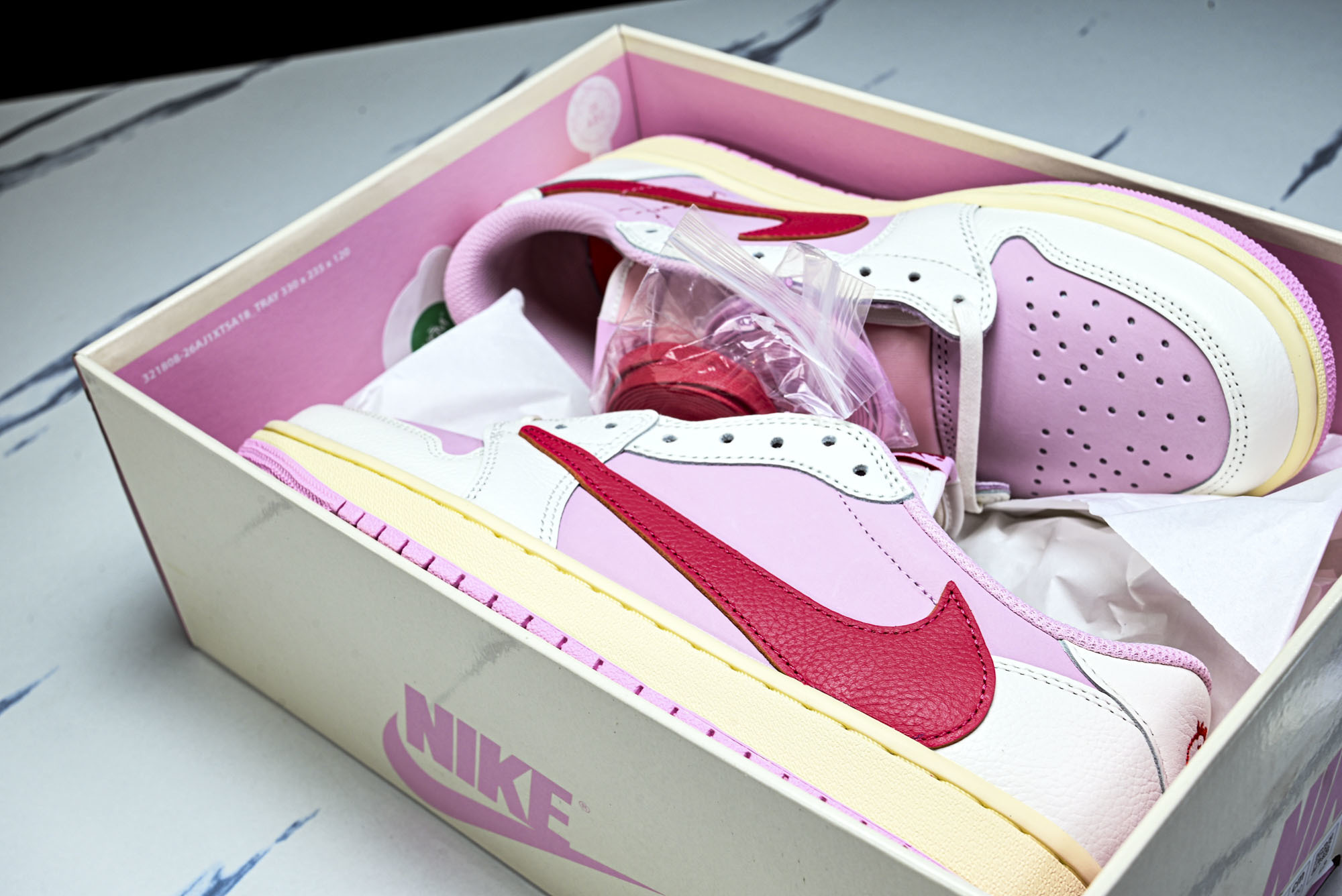 纯原 Travis Scott x Air Jordan 1 Low OG AJ1 乔1倒勾低帮 IQ7