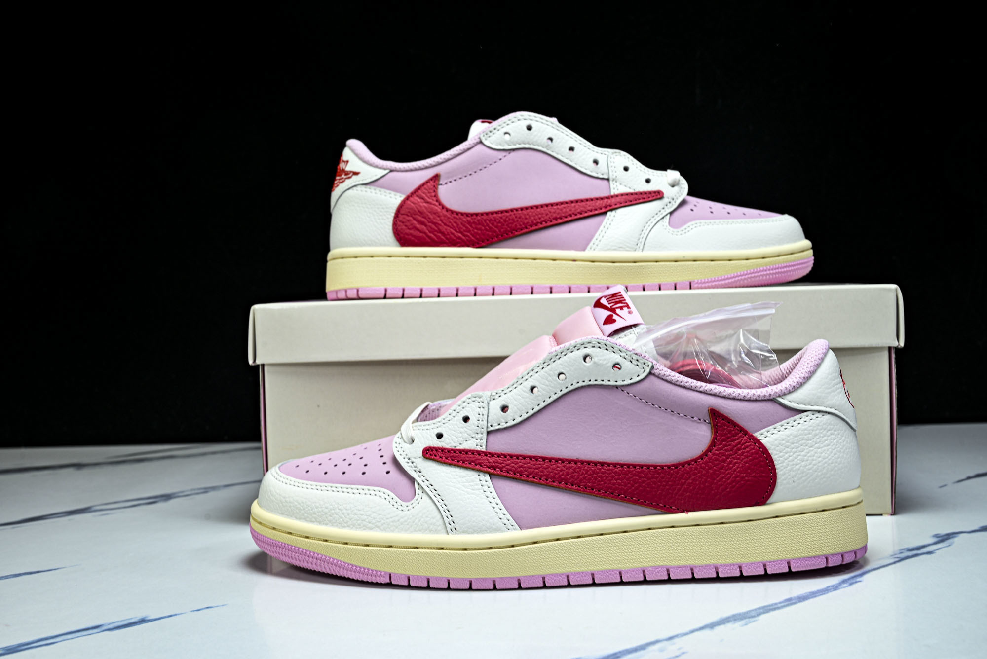纯原 Travis Scott x Air Jordan 1 Low OG AJ1 乔1倒勾低帮 IQ7