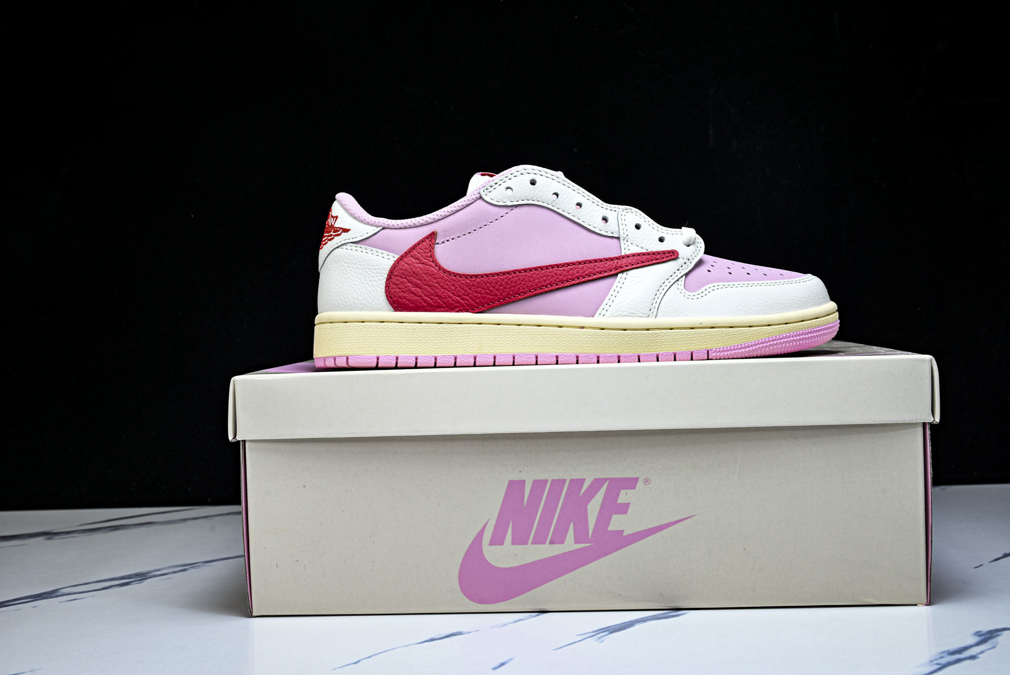 纯原 Travis Scott x Air Jordan 1 Low OG AJ1 乔1倒勾低帮 IQ7