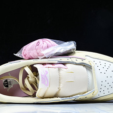 纯原 Travis Scott x Air Jordan 1 Low OG AJ1 乔1联名倒勾 IQ7 纯原 Travis Scott x Air Jordan 1 Low OG AJ1 乔1联名倒勾 IQ7