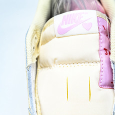 纯原 Travis Scott x Air Jordan 1 Low OG AJ1 乔1联名倒勾 IQ7 纯原 Travis Scott x Air Jordan 1 Low OG AJ1 乔1联名倒勾 IQ7