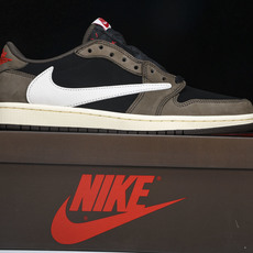 纯原 Travis Scott x Air Jordan 1 Low OG SP 低帮 倒钩 深棕 CQ 纯原 Travis Scott x Air Jordan 1 Low OG SP 低帮 倒钩 深棕 CQ