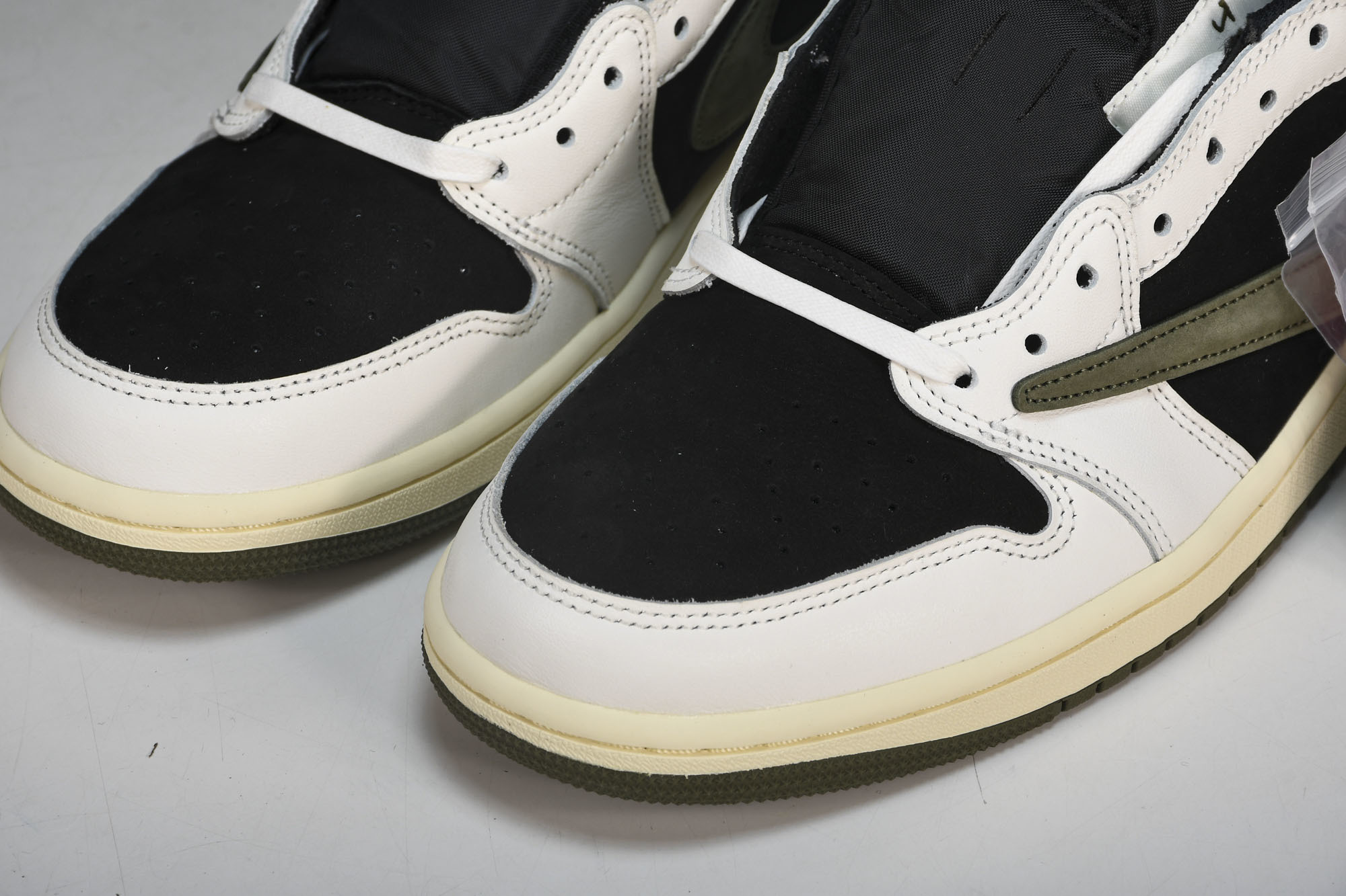 纯原 Travis Scott x Air Jordan 1 Low OG WMNS“Olive”橄榄绿