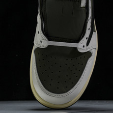 纯原 Travis Scott x Air Jordan 1 Low OG“Medium Olive”米 纯原 Travis Scott x Air Jordan 1 Low OG“Medium Olive”米