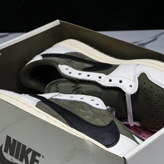纯原 Travis Scott x Air Jordan 1 Low OG“Medium Olive”米 纯原 Travis Scott x Air Jordan 1 Low OG“Medium Olive”米