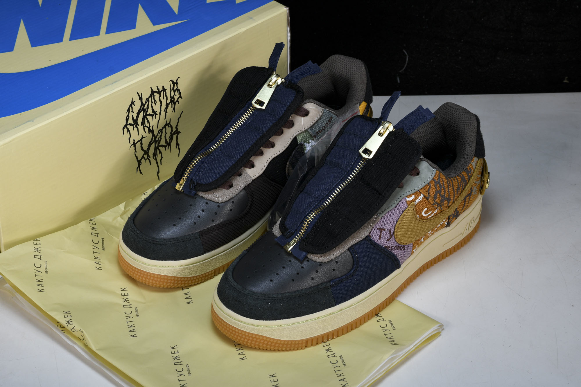 纯原 Travis Scott x Nk AF 1 Low Cactus Jack TS 拼接低帮 黄色 纯原 Travis Scott x Nk AF 1 Low Cactus Jack TS 拼接低帮 黄色