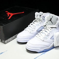 Air Jordan 5 Retro _White Metallic_ AJ5 乔5白银 HQ7978- Air Jordan 5 Retro _White Metallic_ AJ5 乔5白银 HQ7978-