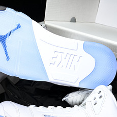 Air Jordan 5 Retro _White Metallic_ AJ5 乔5白银 HQ7978- Air Jordan 5 Retro _White Metallic_ AJ5 乔5白银 HQ7978-