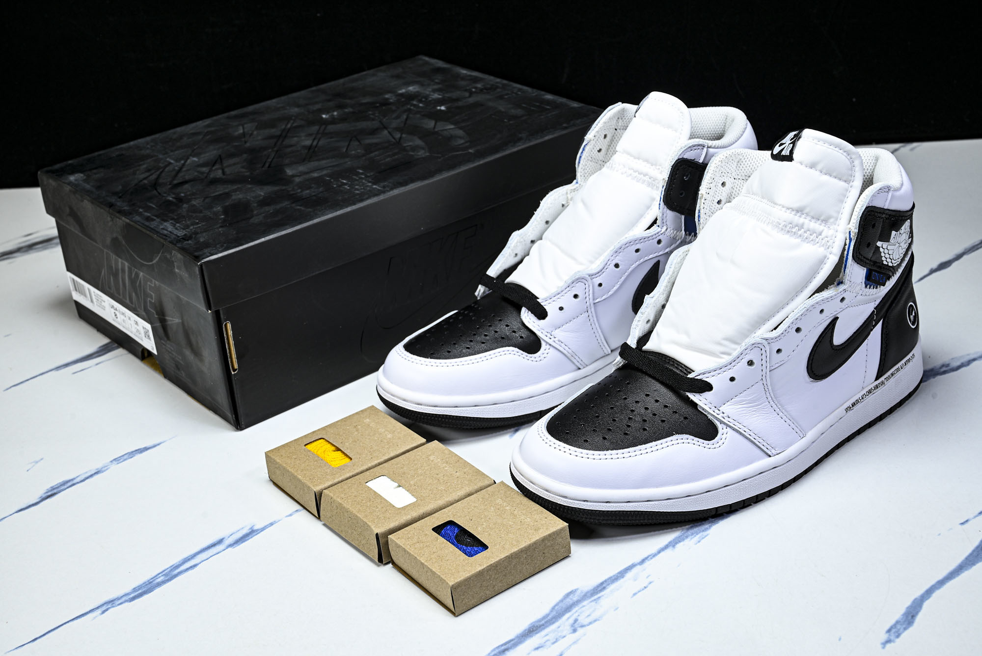 Fragment Design x Union x Air Jordan 1 Hi 乔1藤原浩大闪电 高