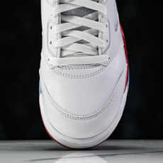 Air Jordan 5 Retro Fire Red Black Tongue (2025) 白红 H Air Jordan 5 Retro Fire Red Black Tongue (2025) 白红 H