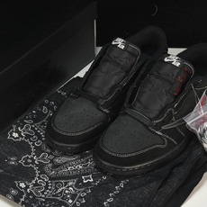 Travis Scott x Air Jordan 1 Low OG 'Black Phantom'全黑 Travis Scott x Air Jordan 1 Low OG 'Black Phantom'全黑