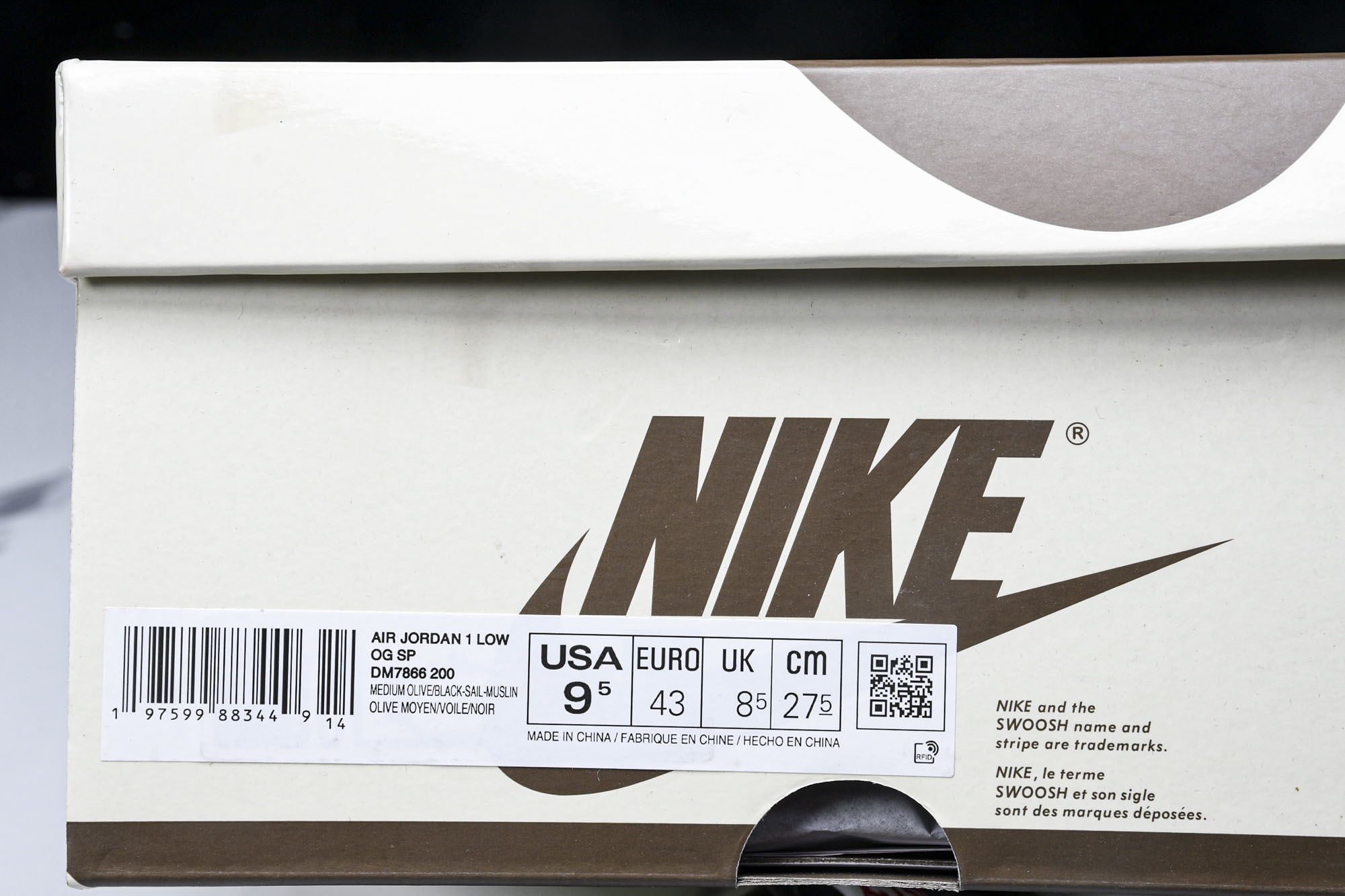 Travis Scott x Air Jordan 1 Low OG“Medium Olive”米绿 D
