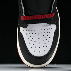 纯原 Air Jordan 1 High OG Black Toe Reimagined 白红黑 DZ8 纯原 Air Jordan 1 High OG Black Toe Reimagined 白红黑 DZ8