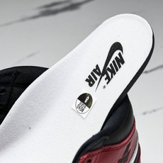 纯原 Air Jordan 1 High OG Black Toe Reimagined 白红黑 DZ8 纯原 Air Jordan 1 High OG Black Toe Reimagined 白红黑 DZ8