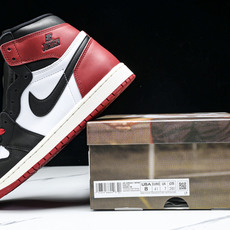 纯原 Air Jordan 1 High OG Black Toe Reimagined 白红黑 DZ8 纯原 Air Jordan 1 High OG Black Toe Reimagined 白红黑 DZ8