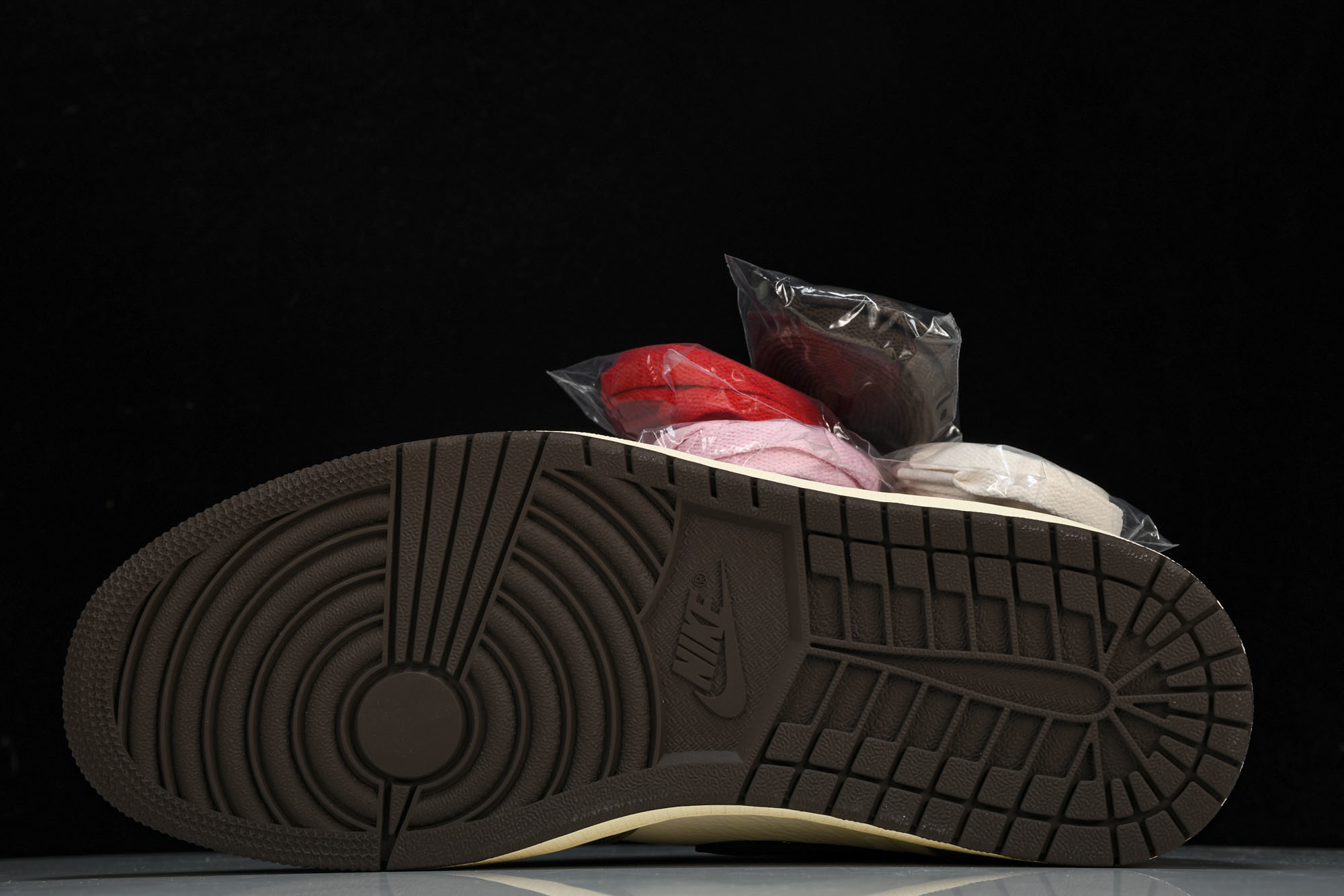 纯原 Air Jordan 1 Travis Scott AJ1 TS 深棕 高帮倒钩 鬼脸 三方联名 