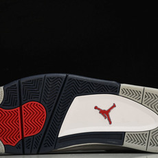 纯原 Air Jordan 4 Retro‘Midnight Navy’ 午夜蓝 DH6927-140 纯原 Air Jordan 4 Retro‘Midnight Navy’ 午夜蓝 DH6927-140