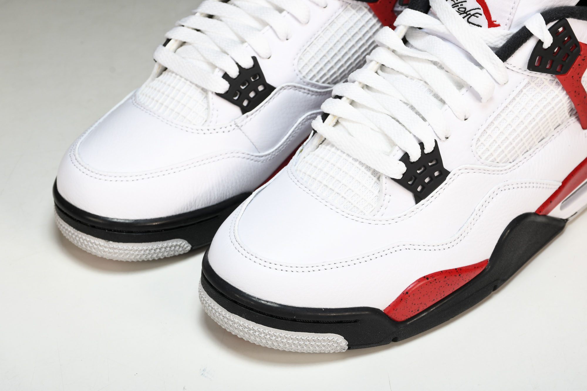 纯原 Air Jordan 4“Neutral Grey”白黑红 DH6927-161 #YZ00540
