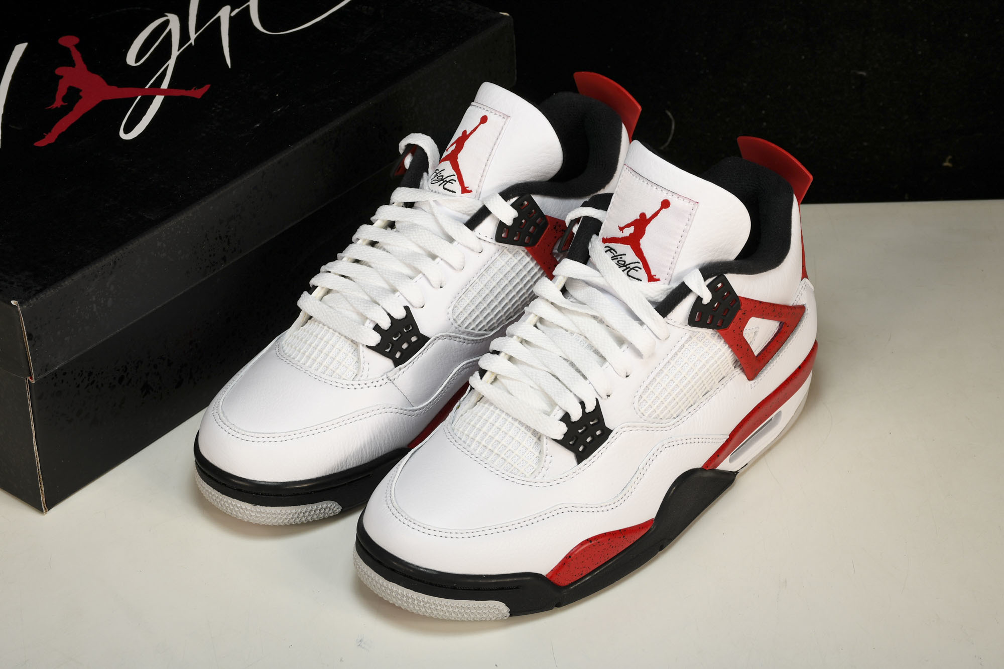 纯原 Air Jordan 4“Neutral Grey”白黑红 DH6927-161 #YZ00540