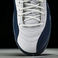 纯原 Air Jordan AJ12 Retro 中帮 复古篮球鞋 白蓝 法国蓝 CT8013-114 纯原 Air Jordan AJ12 Retro 中帮 复古篮球鞋 白蓝 法国蓝 CT8013-114