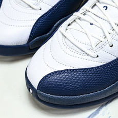 纯原 Air Jordan AJ12 Retro 中帮 复古篮球鞋 白蓝 法国蓝 CT8013-114 纯原 Air Jordan AJ12 Retro 中帮 复古篮球鞋 白蓝 法国蓝 CT8013-114
