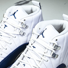 纯原 Air Jordan AJ12 Retro 中帮 复古篮球鞋 白蓝 法国蓝 CT8013-114 纯原 Air Jordan AJ12 Retro 中帮 复古篮球鞋 白蓝 法国蓝 CT8013-114