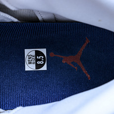 纯原 Air Jordan AJ12 Retro 中帮 复古篮球鞋 白蓝 法国蓝 CT8013-114 纯原 Air Jordan AJ12 Retro 中帮 复古篮球鞋 白蓝 法国蓝 CT8013-114