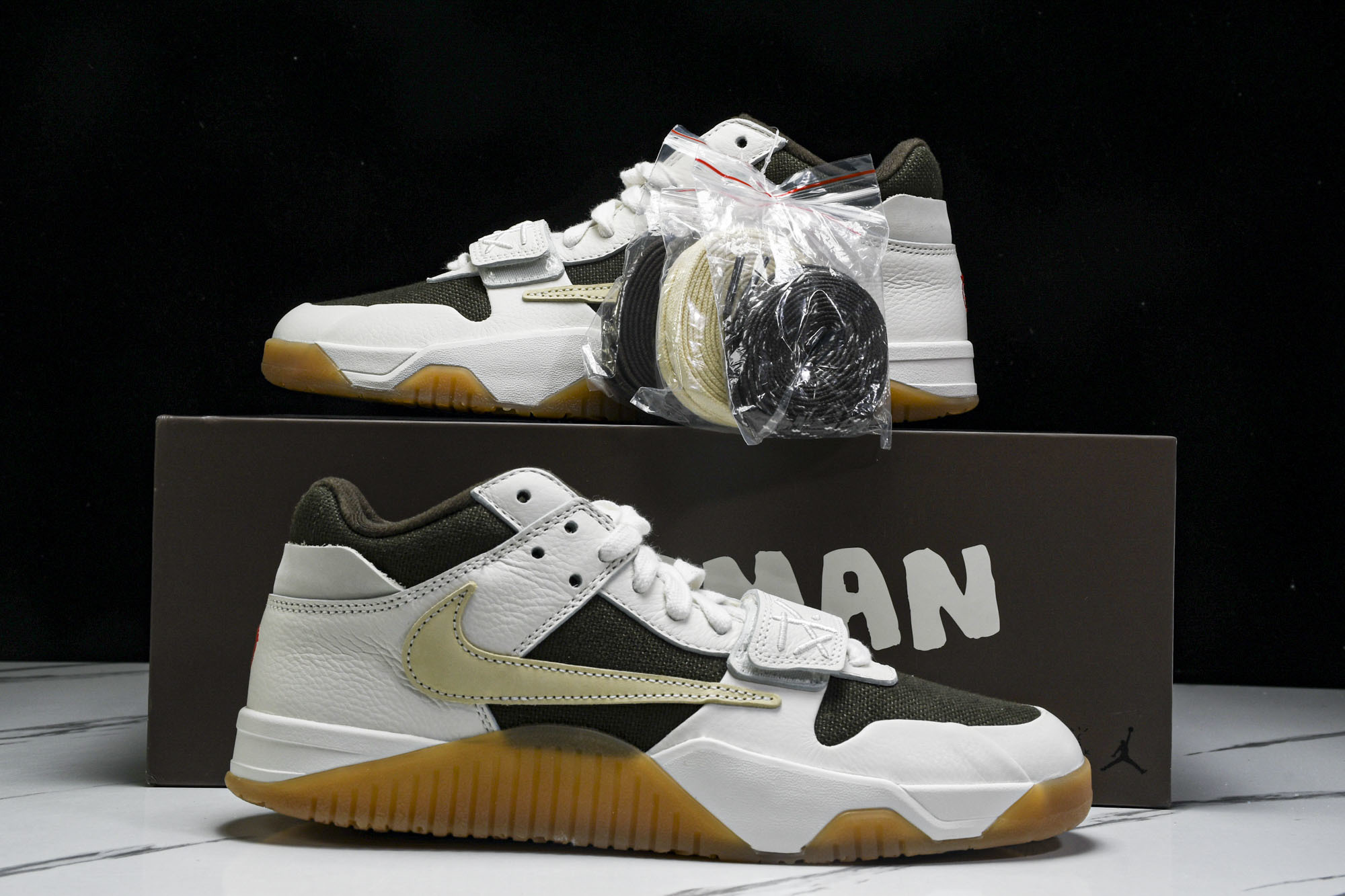 纯原 Travis Scott x Joran Executive The Check 倒钩 摩卡 FZ