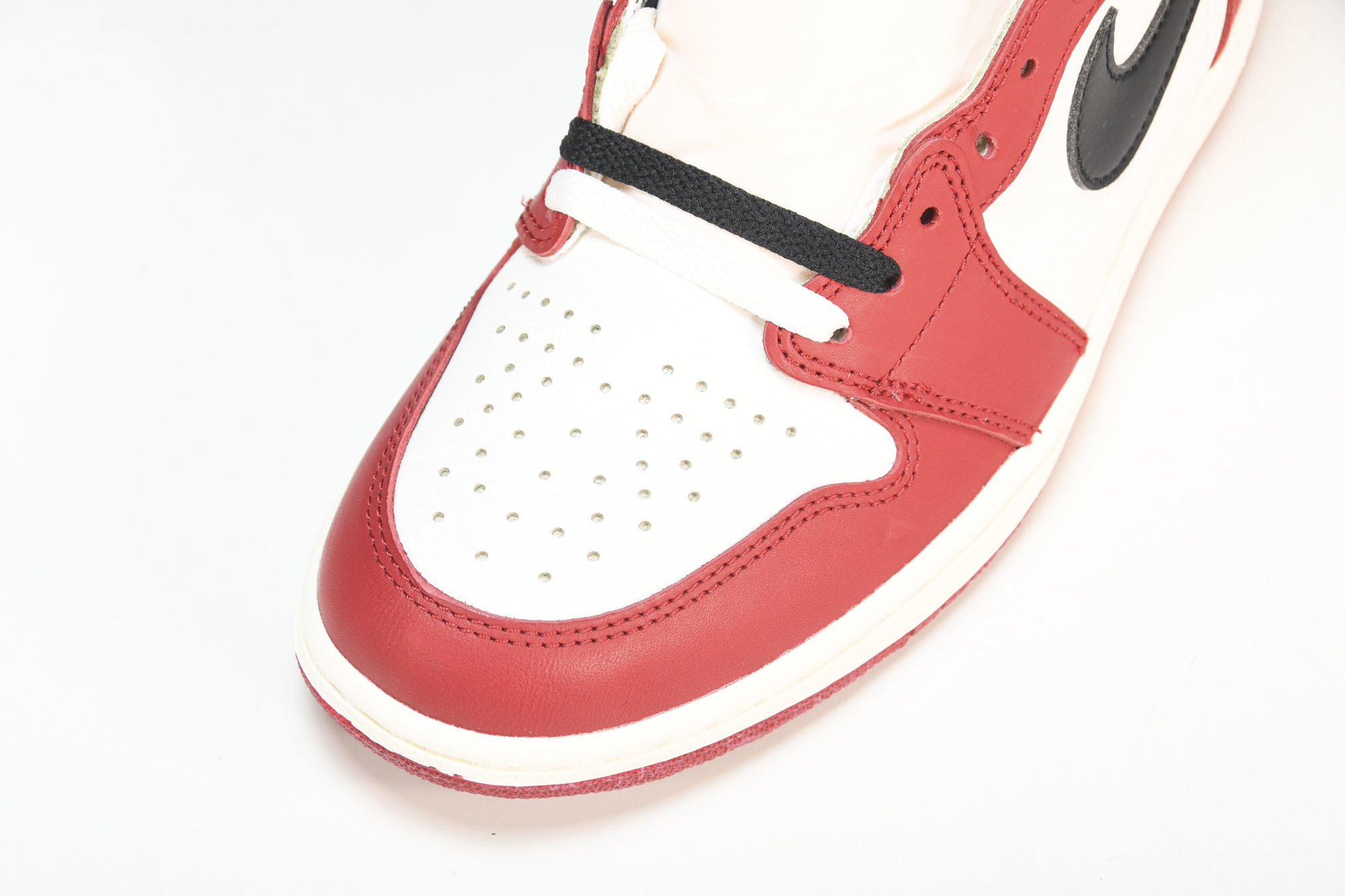 纯原 芝加哥新款 AIR JORDAN 1 “CHICAGO REIMAGINED” 白红 DZ5485