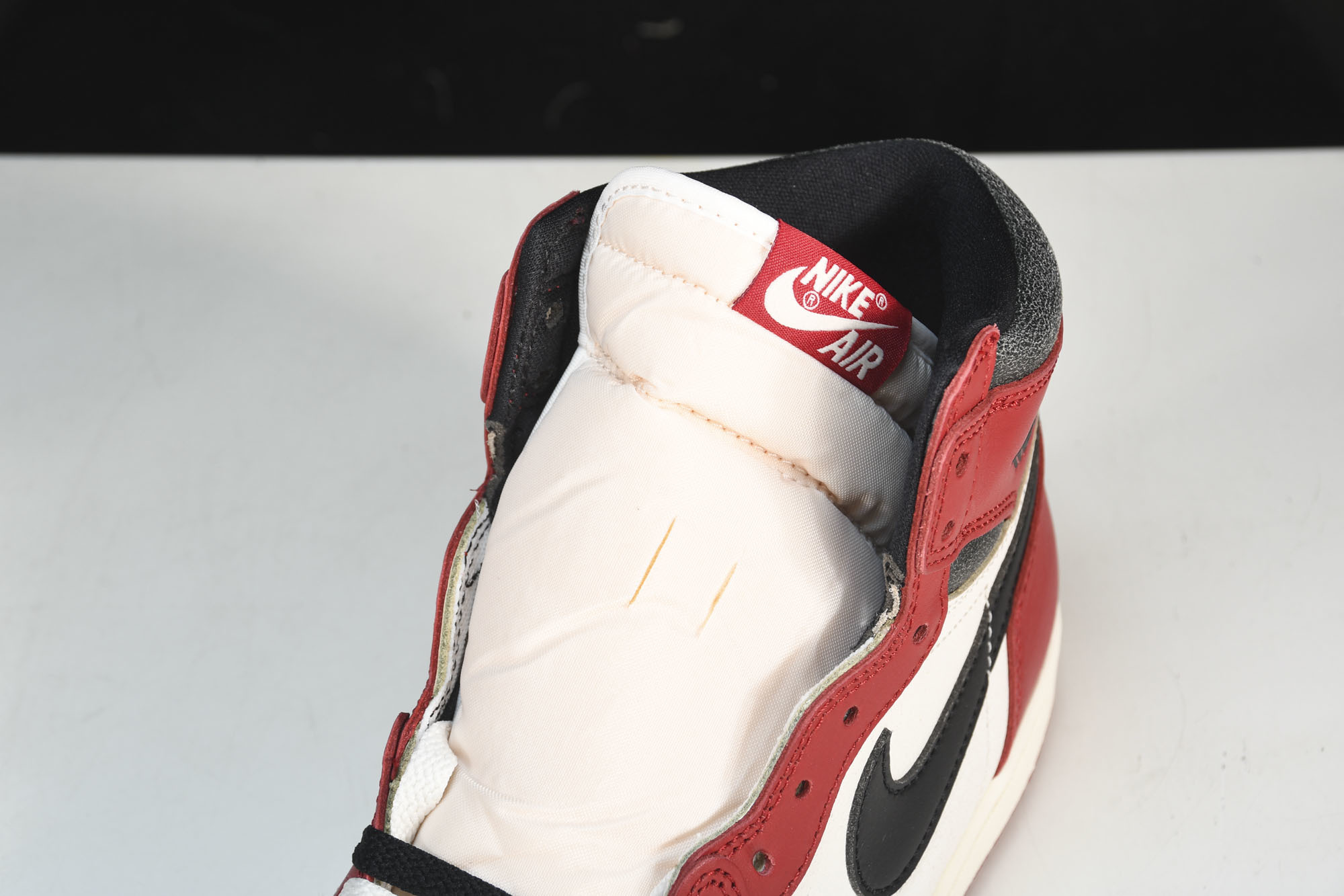 纯原 芝加哥新款 AIR JORDAN 1 “CHICAGO REIMAGINED” 白红 DZ5485