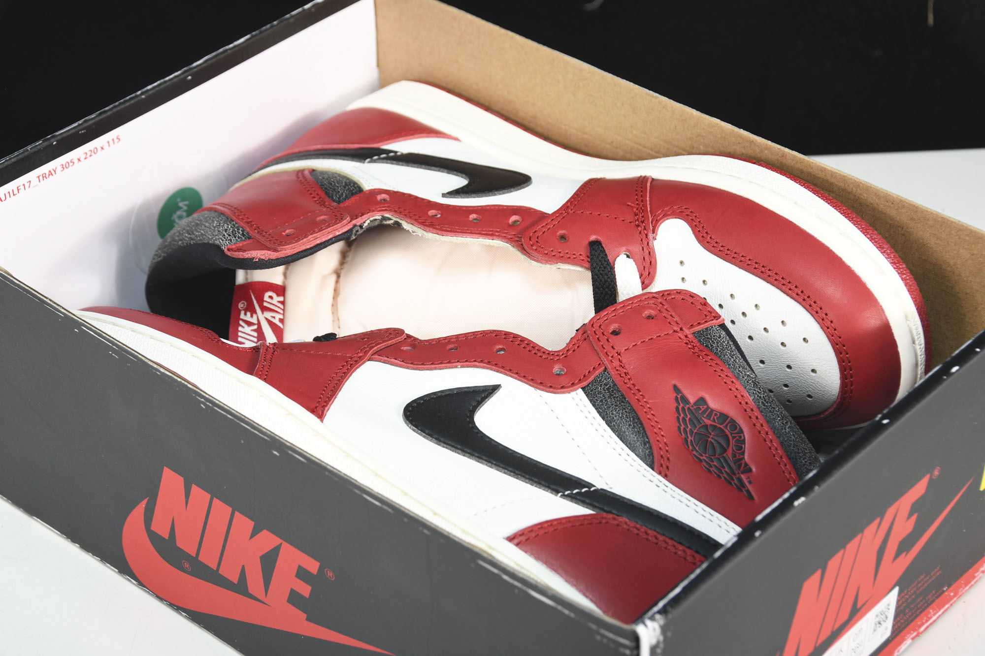 纯原 芝加哥新款 AIR JORDAN 1 “CHICAGO REIMAGINED” 白红 DZ5485
