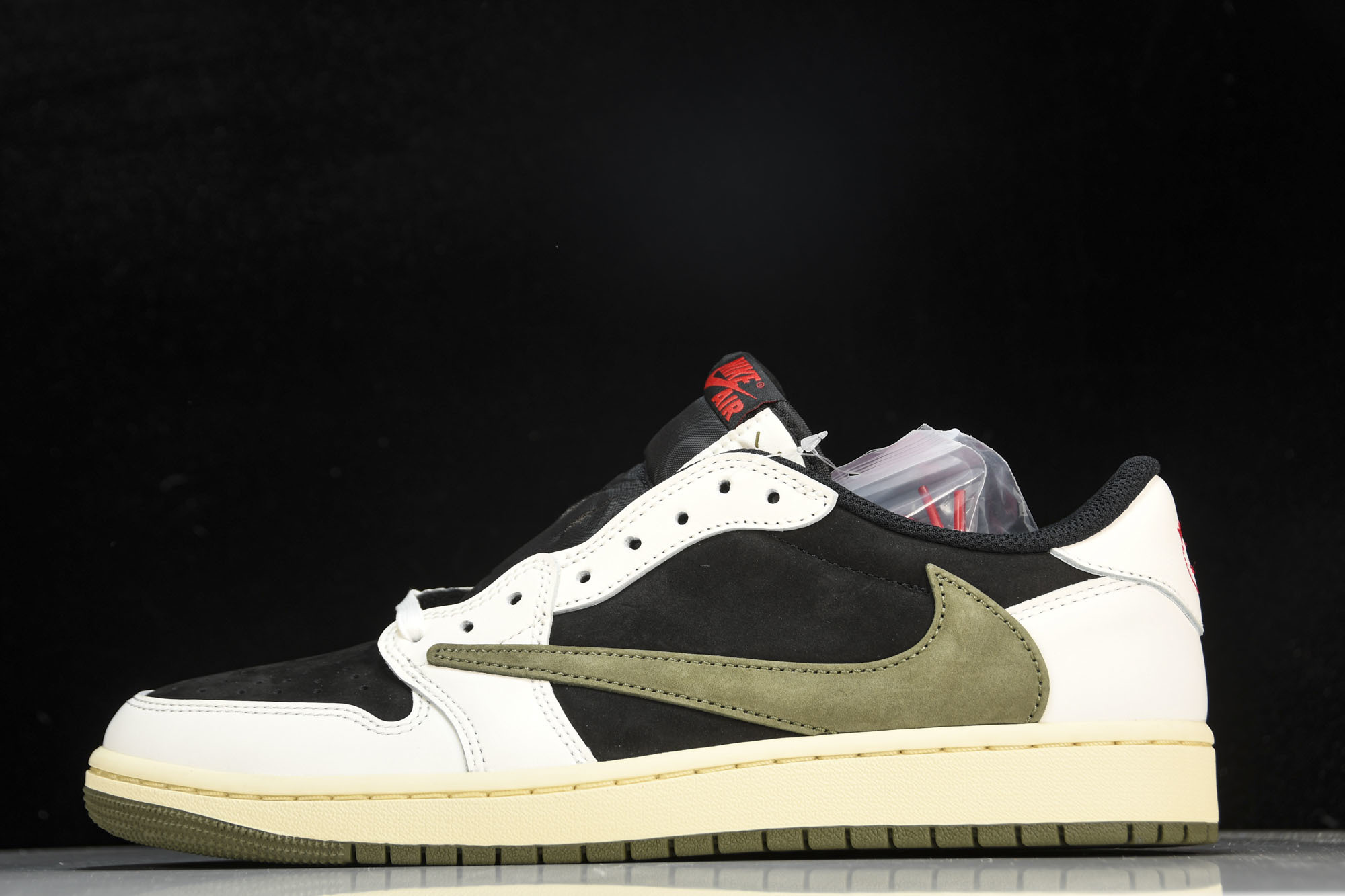 Travis Scott x Air Jordan 1 Low OG WMNS“Olive”橄榄绿 倒钩