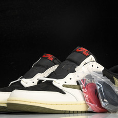 Travis Scott x Air Jordan 1 Low OG WMNS“Olive”橄榄绿 倒钩 Travis Scott x Air Jordan 1 Low OG WMNS“Olive”橄榄绿 倒钩