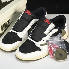 Travis Scott x Air Jordan 1 Low OG WMNS“Olive”橄榄绿 倒钩 Travis Scott x Air Jordan 1 Low OG WMNS“Olive”橄榄绿 倒钩