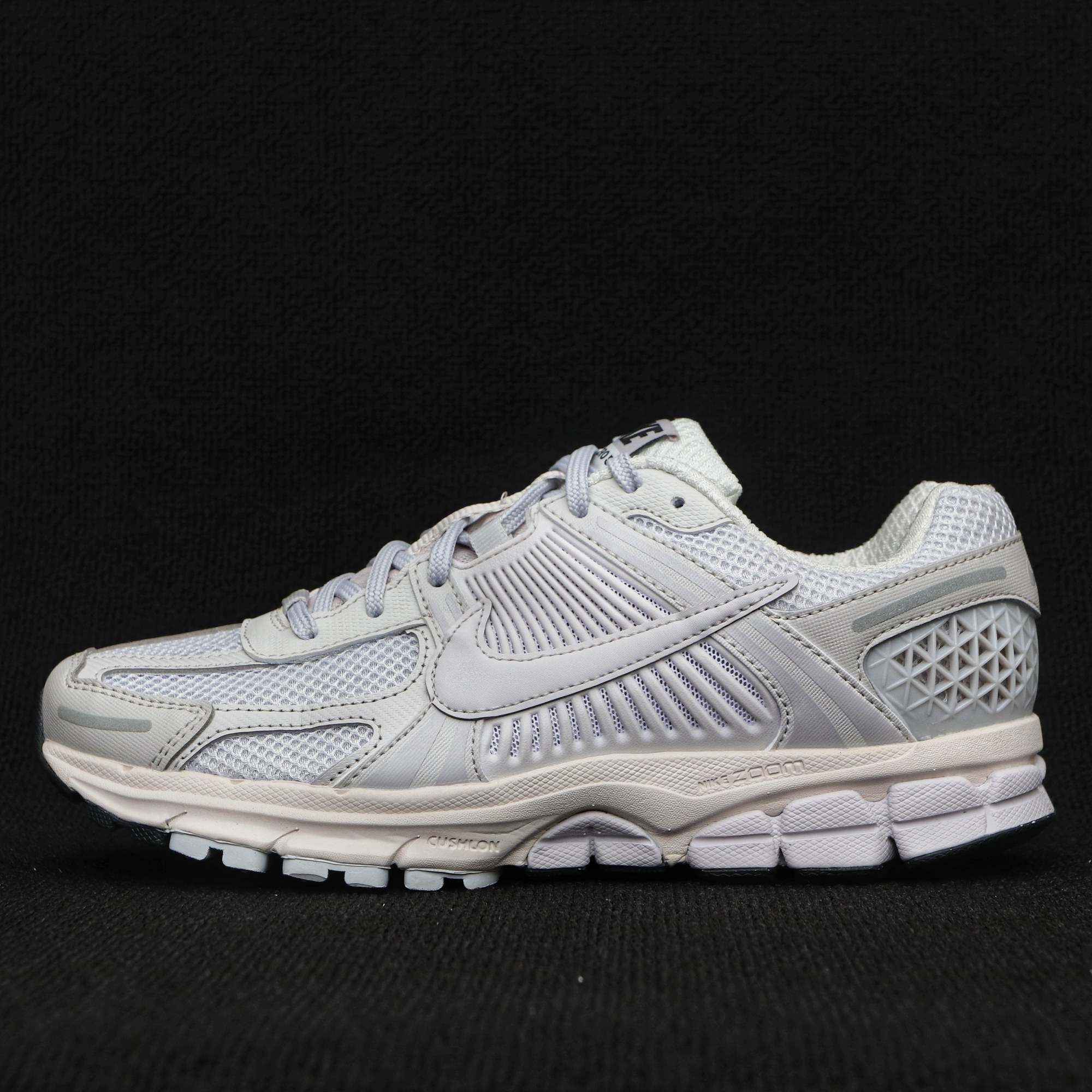 纯原 NK vomero 5 v5跑鞋 灰白BV1358-001 实拍如图NK vomero 5 v5跑