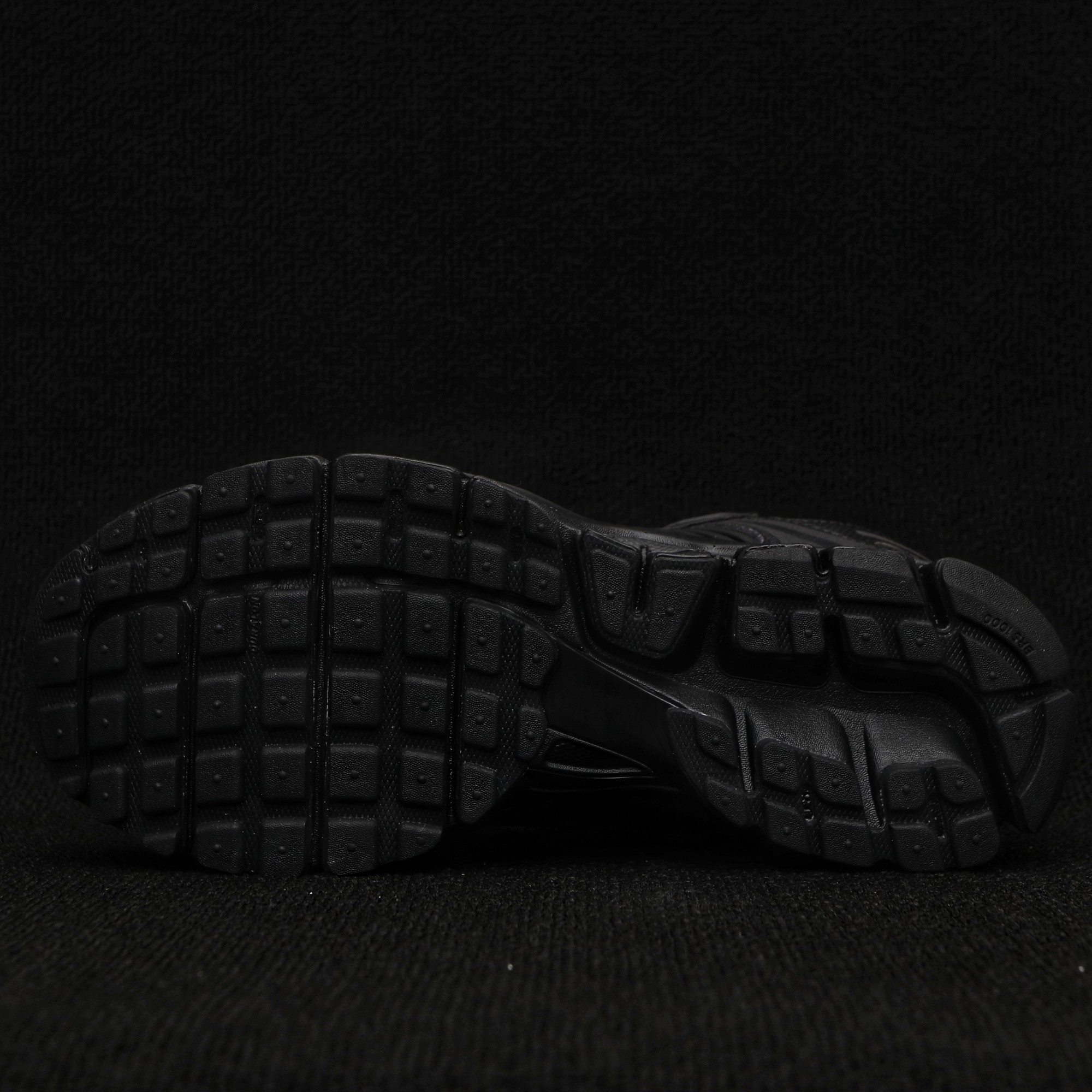 纯原 NK vomero 5 v5跑鞋 纯黑色 BV1358-003实拍如图NK vomero 5 v5