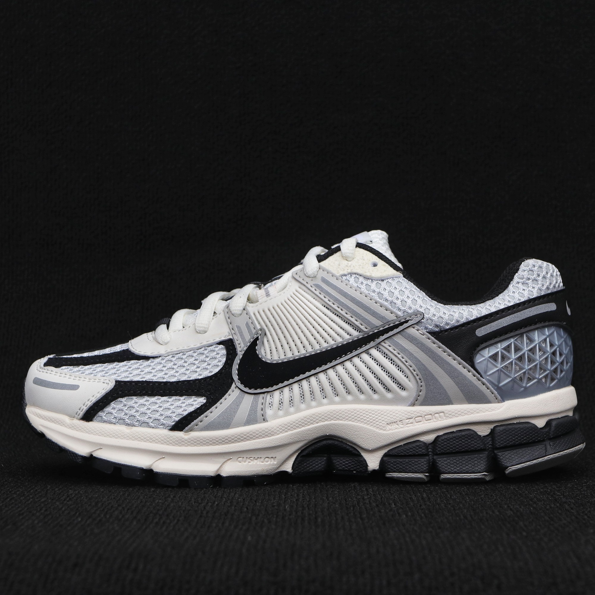 纯原 NK vomero 5 v5跑鞋灰色HQ1182-001NK vomero 5 v5跑鞋灰色HQ1