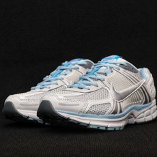 纯原 NK vomero 5 v5跑鞋灰蓝FN3432-001实拍如图NK vomero 5 v5跑鞋灰 纯原 NK vomero 5 v5跑鞋灰蓝FN3432-001实拍如图NK vomero 5 v5跑鞋灰