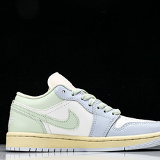 纯原 Air Jordan 1 Low AJ1 乔1淡蓝拼色 低帮文化休闲板鞋 DC0774-108 # 纯原 Air Jordan 1 Low AJ1 乔1淡蓝拼色 低帮文化休闲板鞋 DC0774-108 #