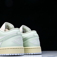 纯原 Air Jordan 1 Low AJ1 乔1淡蓝拼色 低帮文化休闲板鞋 DC0774-108 # 纯原 Air Jordan 1 Low AJ1 乔1淡蓝拼色 低帮文化休闲板鞋 DC0774-108 #