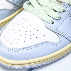 纯原 Air Jordan 1 Low AJ1 乔1淡蓝拼色 低帮文化休闲板鞋 DC0774-108 # 纯原 Air Jordan 1 Low AJ1 乔1淡蓝拼色 低帮文化休闲板鞋 DC0774-108 #