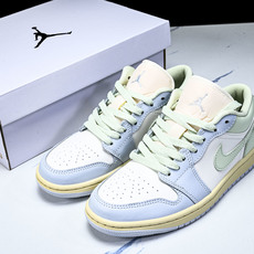 纯原 Air Jordan 1 Low AJ1 乔1淡蓝拼色 低帮文化休闲板鞋 DC0774-108 # 纯原 Air Jordan 1 Low AJ1 乔1淡蓝拼色 低帮文化休闲板鞋 DC0774-108 #