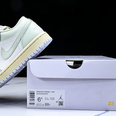 纯原 Air Jordan 1 Low AJ1 乔1淡蓝拼色 低帮文化休闲板鞋 DC0774-108 # 纯原 Air Jordan 1 Low AJ1 乔1淡蓝拼色 低帮文化休闲板鞋 DC0774-108 #