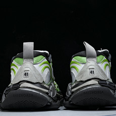 纯原 Balenciaga Triple S 2 官方同步 巴黎世家 潮流跑鞋灰绿 WTRS2-1133 纯原 Balenciaga Triple S 2 官方同步 巴黎世家 潮流跑鞋灰绿 WTRS2-1133