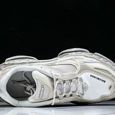 纯原 Balenciaga Triple S 2 官方同步 巴黎世家 潮流跑鞋米色 WTRS2 9191 纯原 Balenciaga Triple S 2 官方同步 巴黎世家 潮流跑鞋米色 WTRS2 9191