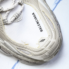 纯原 Balenciaga Triple S 2 官方同步 巴黎世家 潮流跑鞋米色 WTRS2 9191 纯原 Balenciaga Triple S 2 官方同步 巴黎世家 潮流跑鞋米色 WTRS2 9191