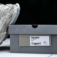 纯原 Balenciaga Triple S 2 官方同步 巴黎世家 潮流跑鞋米色 WTRS2 9191 纯原 Balenciaga Triple S 2 官方同步 巴黎世家 潮流跑鞋米色 WTRS2 9191