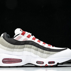 纯原 Nike Air Max 95 复古减震气垫跑鞋IB7862-100 #YZ001-1原版1:1 纯原 Nike Air Max 95 复古减震气垫跑鞋IB7862-100 #YZ001-1原版1:1