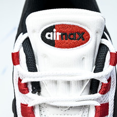纯原 Nike Air Max 95 复古减震气垫跑鞋IB7862-100 #YZ001-1原版1:1 纯原 Nike Air Max 95 复古减震气垫跑鞋IB7862-100 #YZ001-1原版1:1